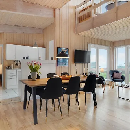 Stunning In With Kitchen *