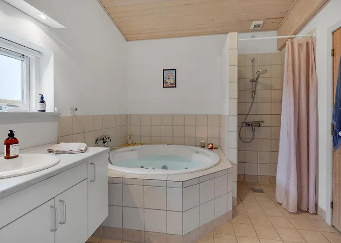 Stunning In With Kitchen Σπίτι διακοπών *