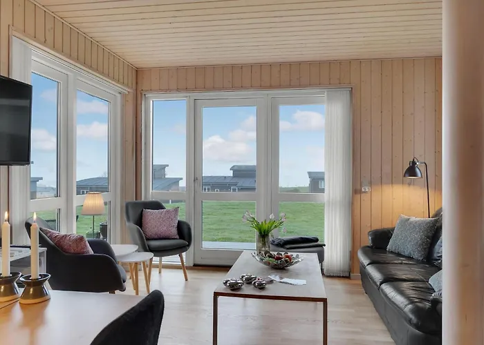 Stunning In With Kitchen *